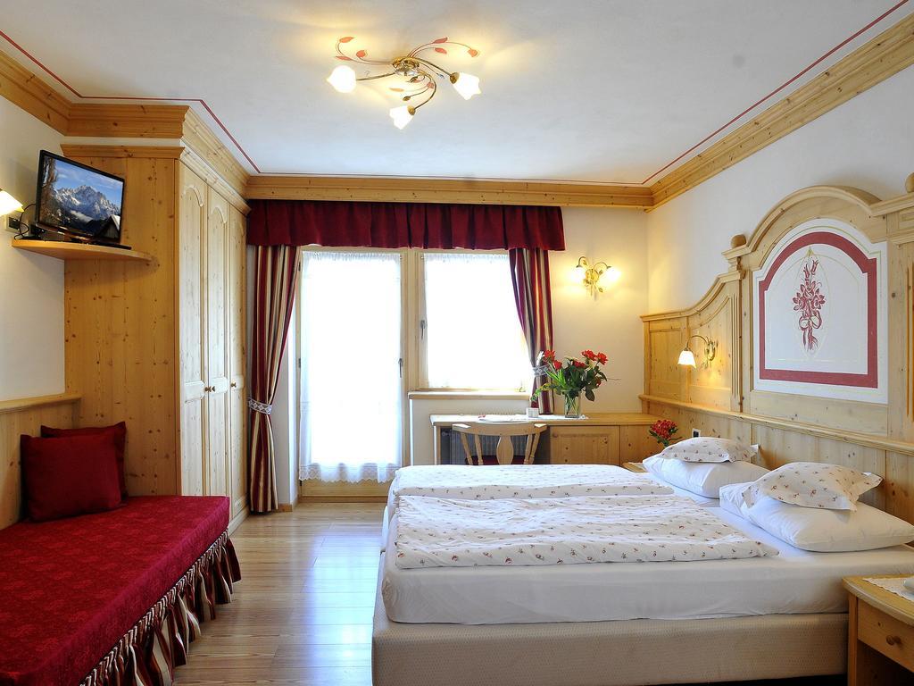 Hotel Cesa Padon Arabba Rum bild
